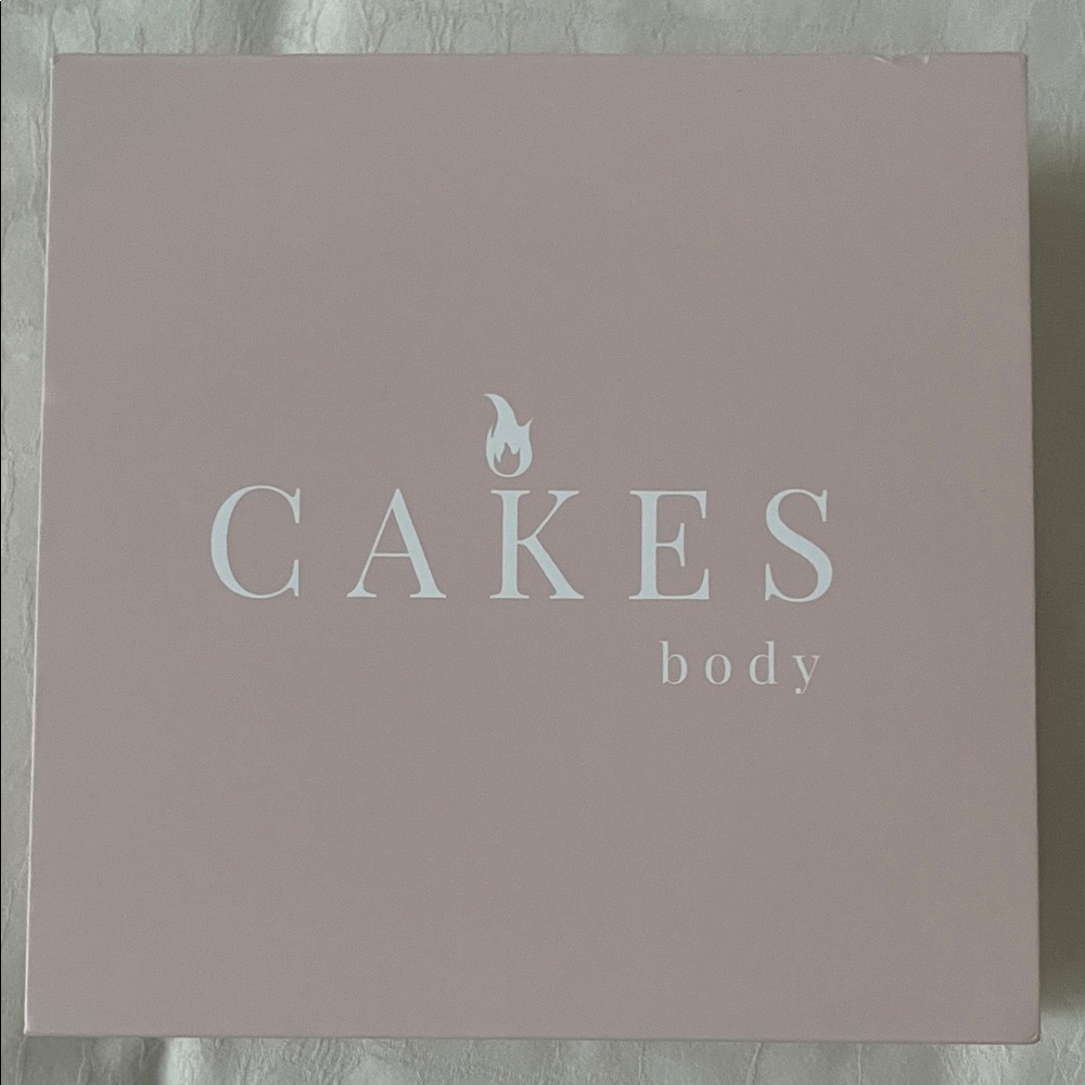 Cakes Pink Box with Drawstring Bag